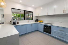 Kewarra Beach 4BR Family Entertainer with Pool